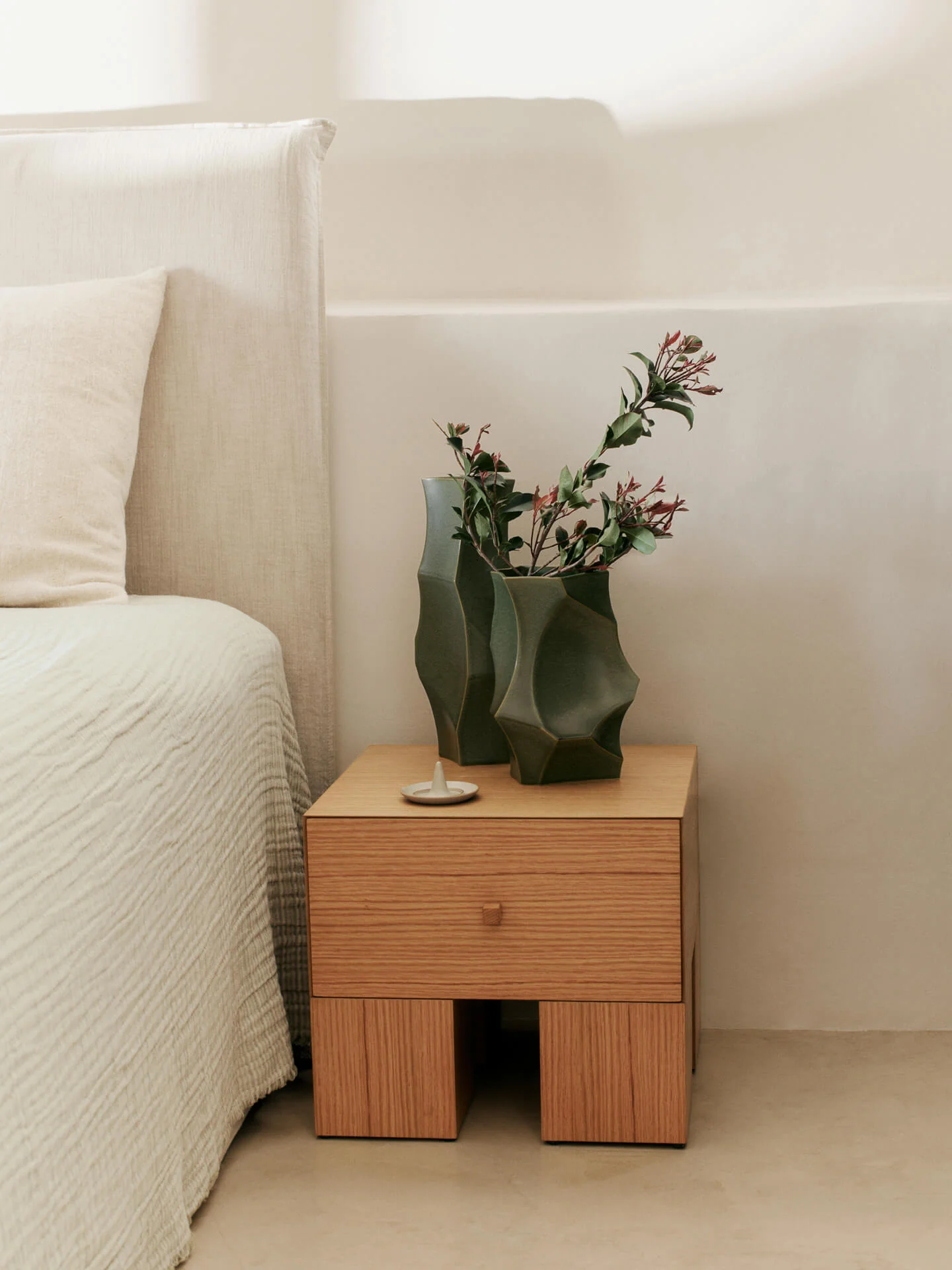 ferm living Cueva Vase large dark sage 