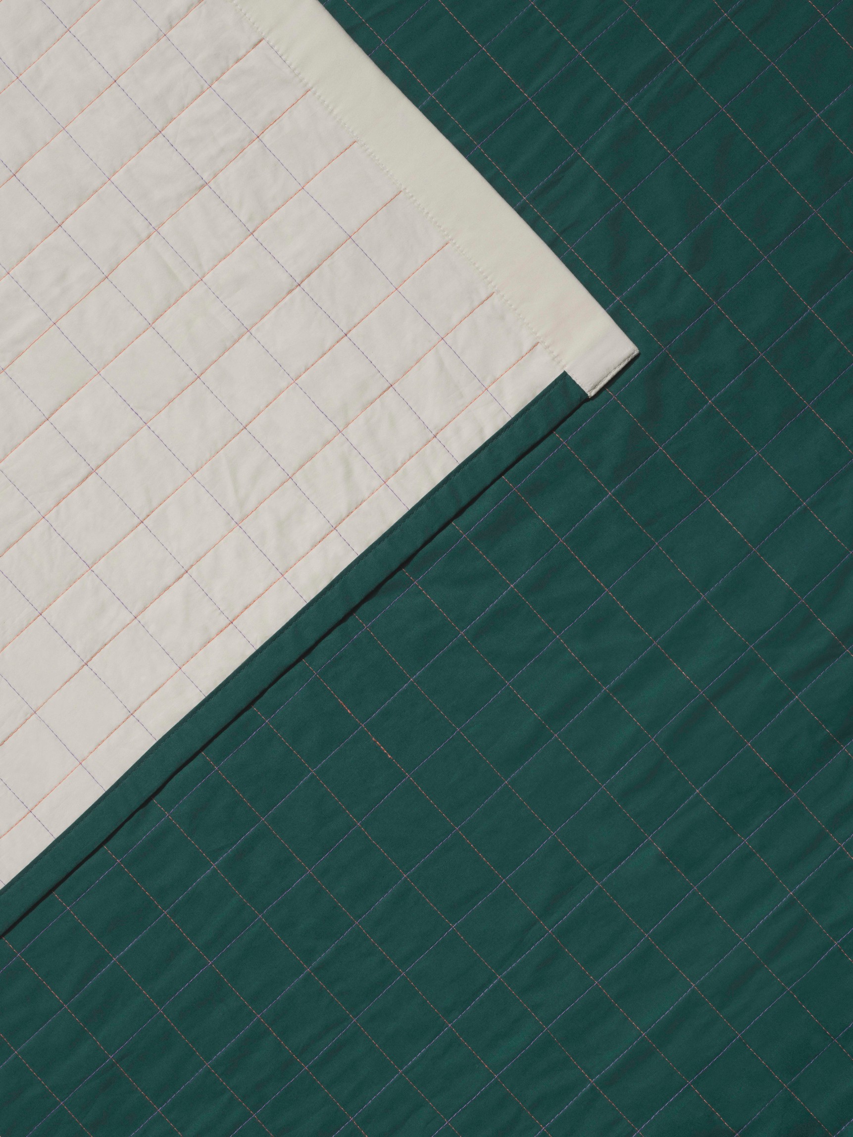 HAY Tagesdecke Dori green