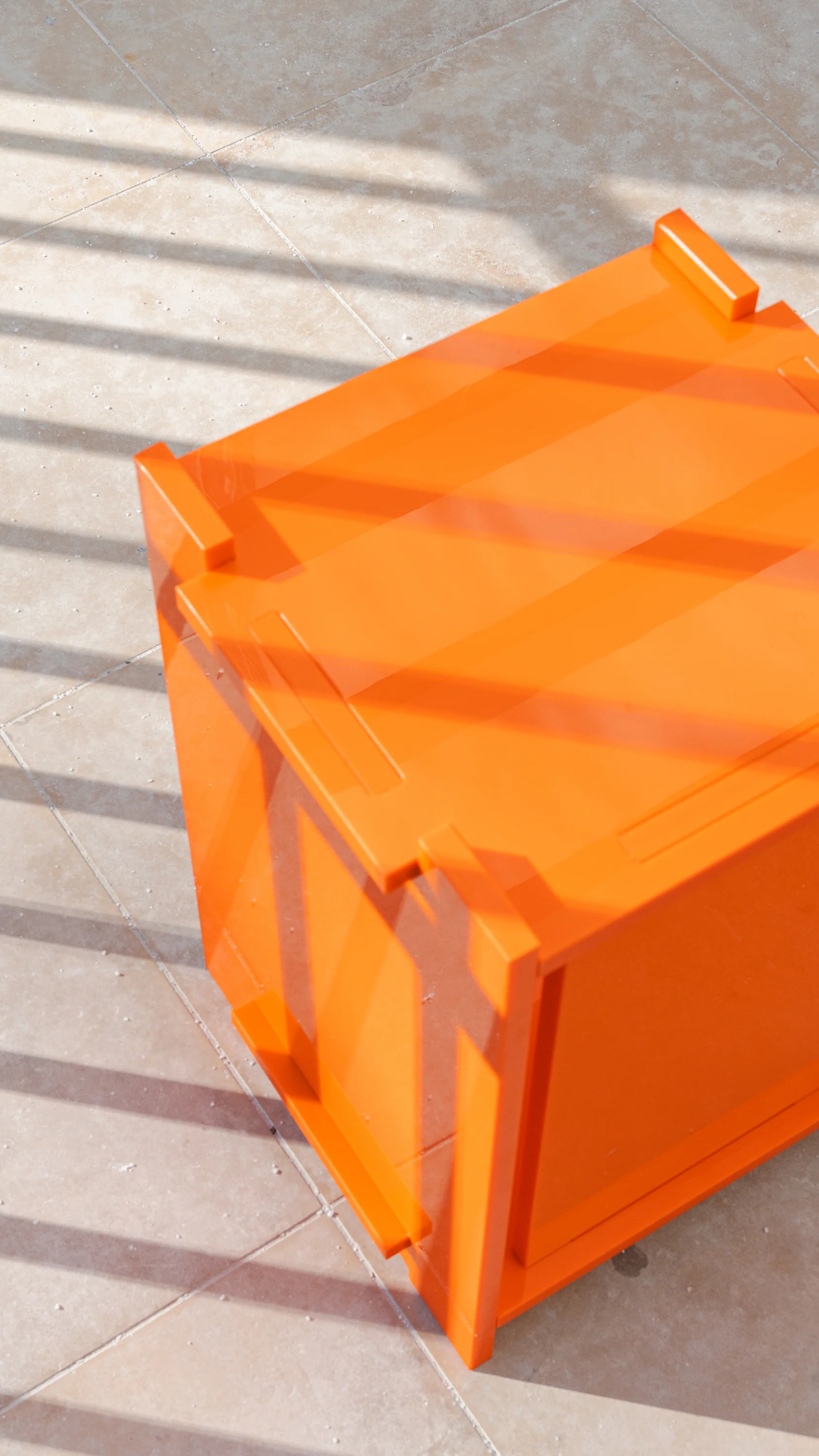 Matias Moellenbach Assembly Sidetable orange
