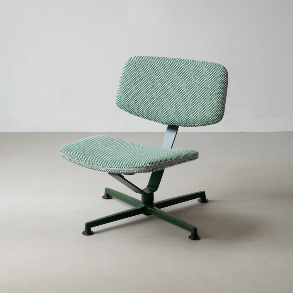 raawii Arba Lounge Chair | Upholstered Kvadrat Sisu - Dark green base / Kvadrat Sisu 0805 green fabric