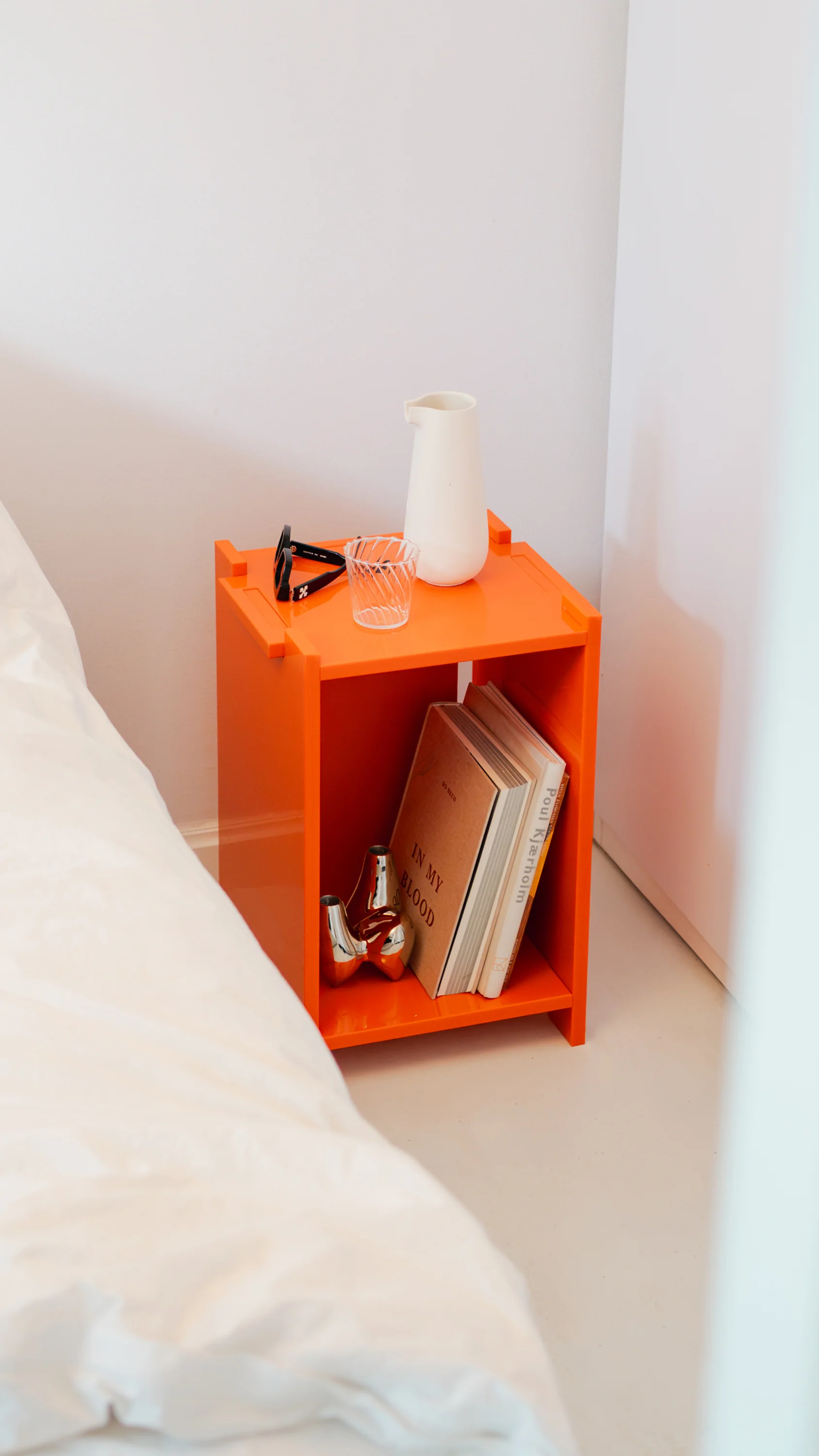 Matias Moellenbach Assembly Sidetable orange