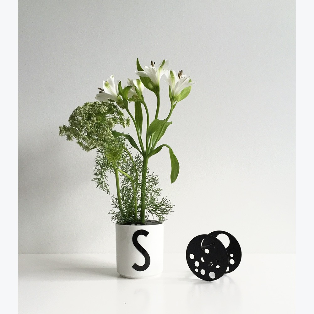 Design Letters Flower Holder