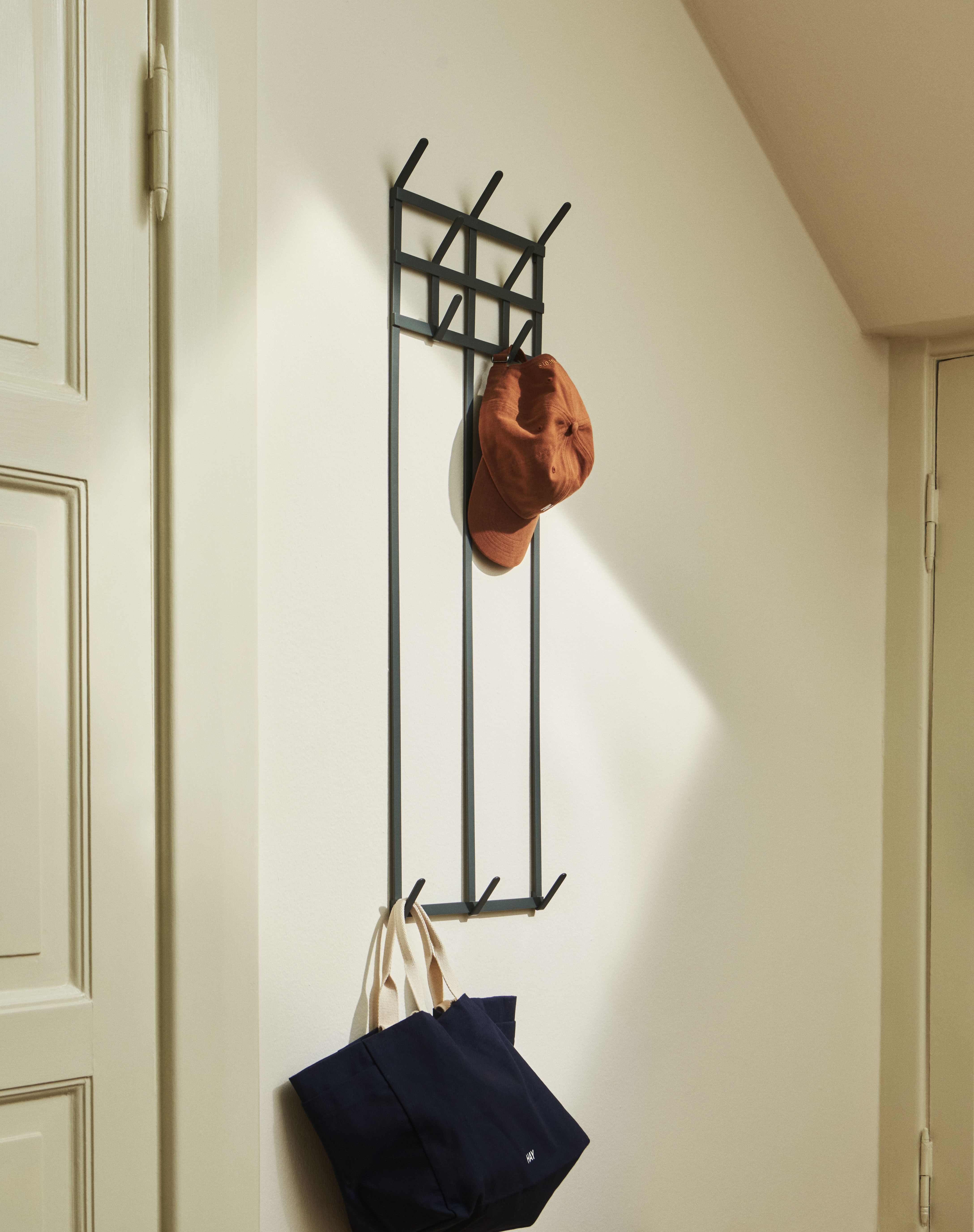 HAY Tape Coat Rack Garderobe L Charcoal