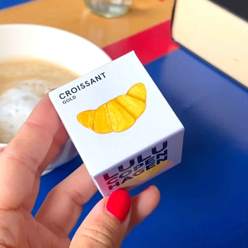 LULU Copenhagen Croissant Ohrstecker gold 1 Stück 