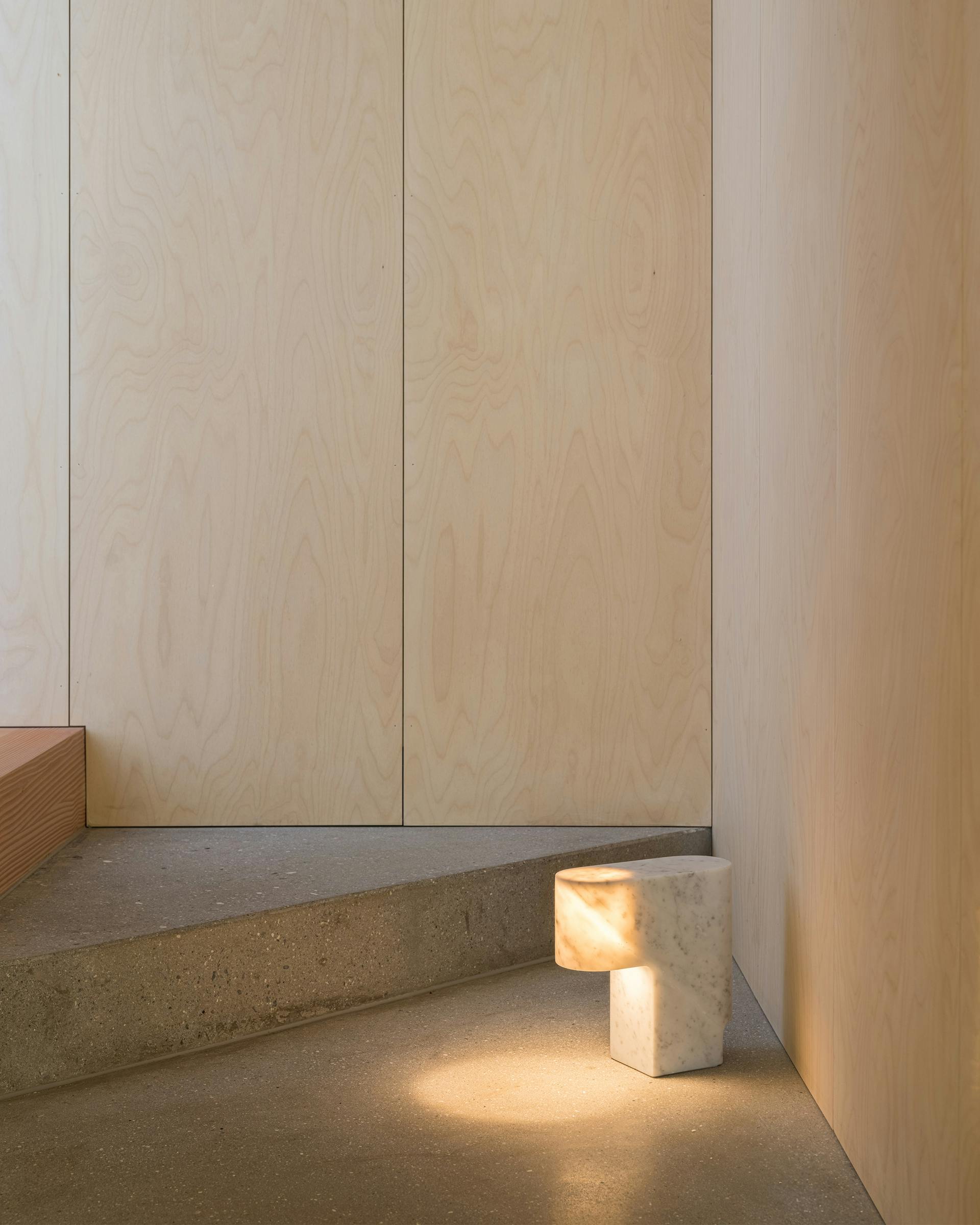 Wästberg Tischleuchte Pawson w223 Marmor