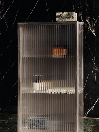 ferm living Haze Wandschrank gebürsteter Edelstahl