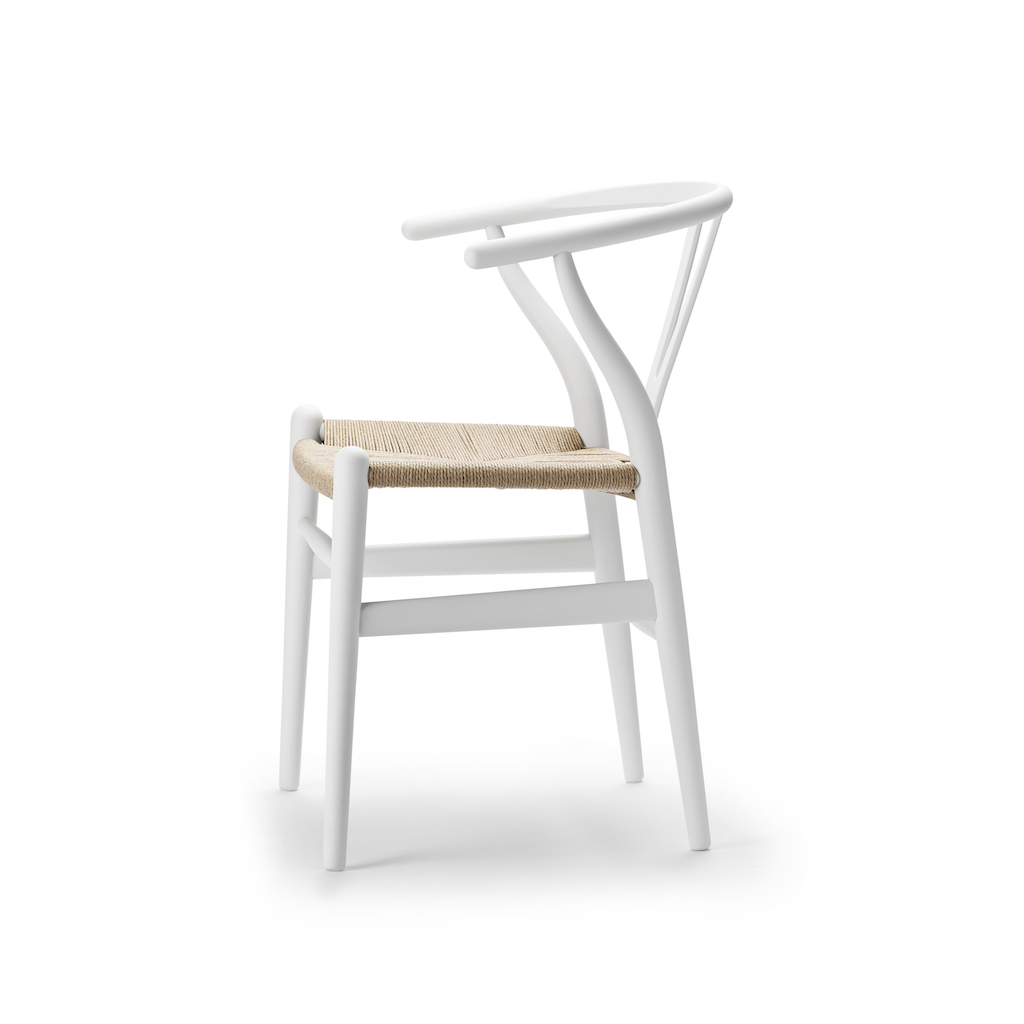 Carl Hansen CH 24 soft white Wishbone Chair
