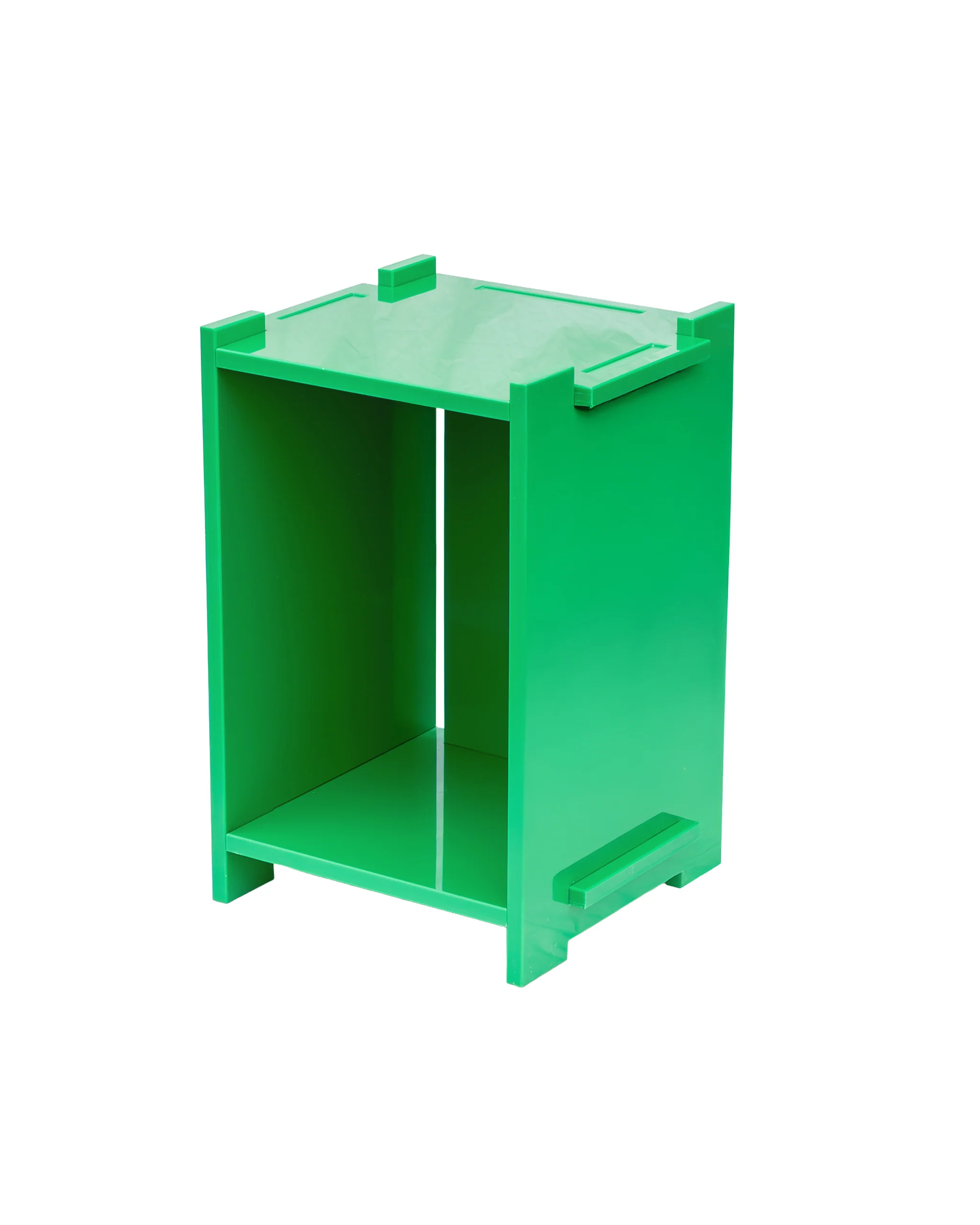 Matias Moellenbach Assembly Sidetable grün