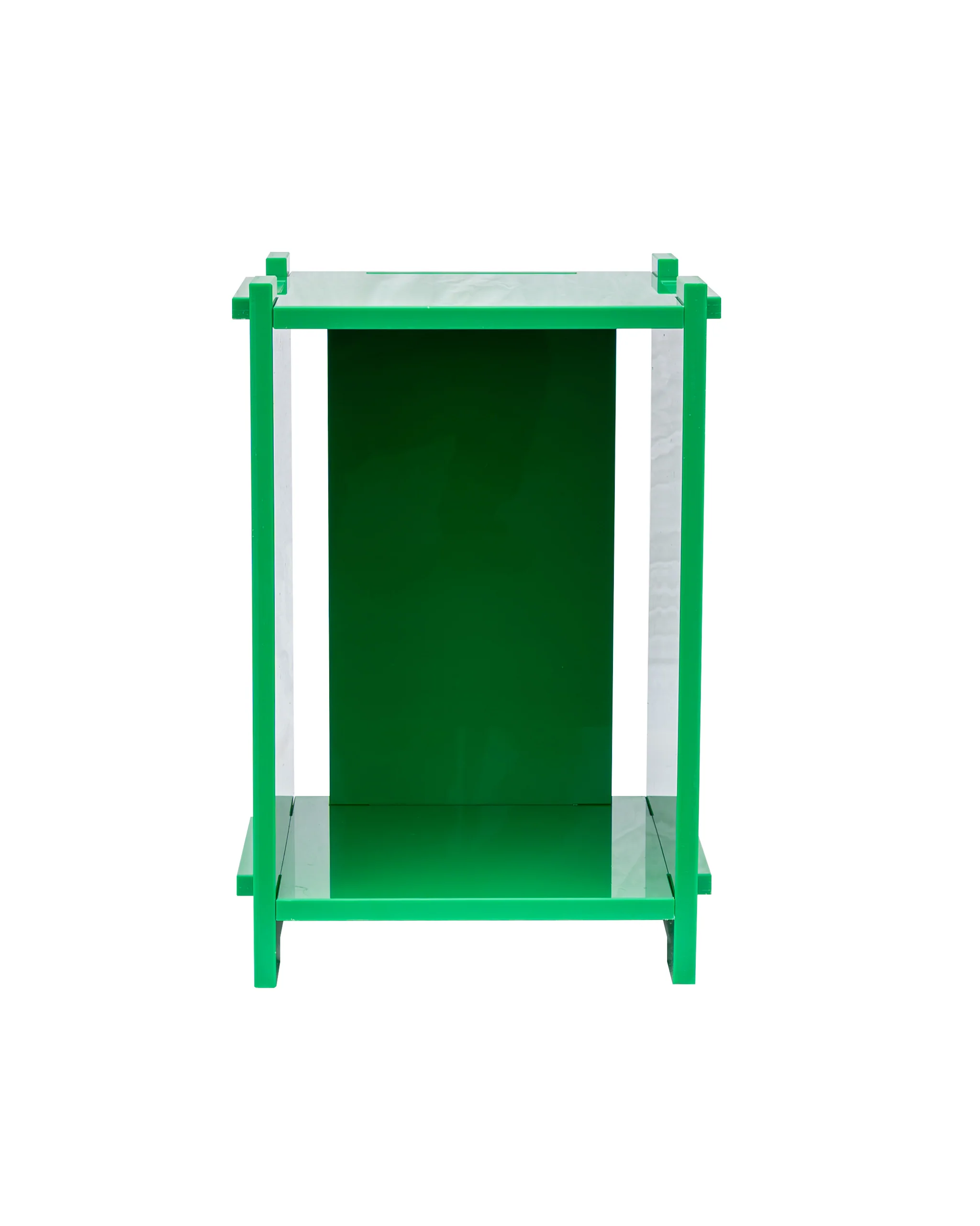 Matias Moellenbach Assembly Sidetable grün