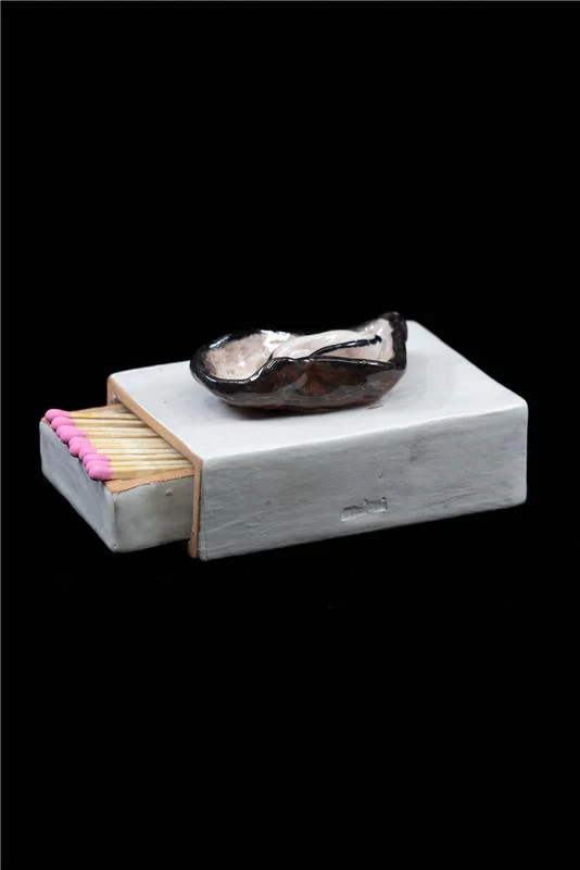 Meloni Design Ceramic Oyster Matchbox