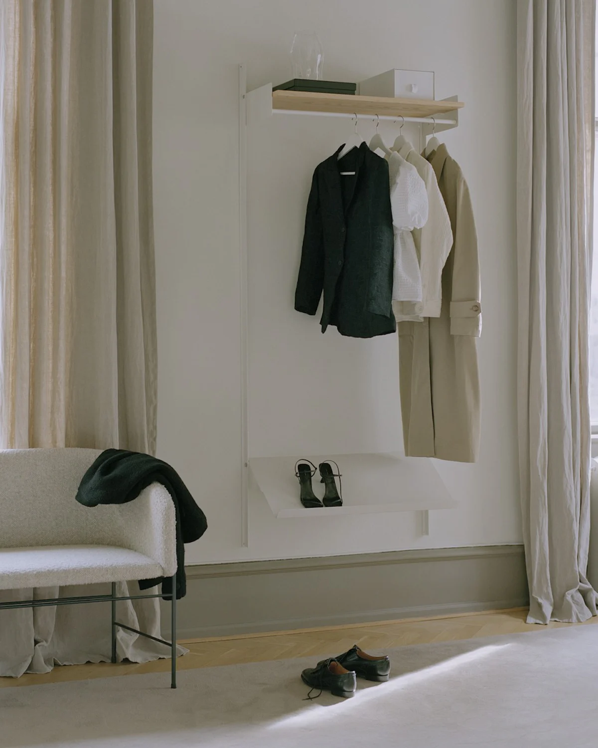 New Works Garderobe 