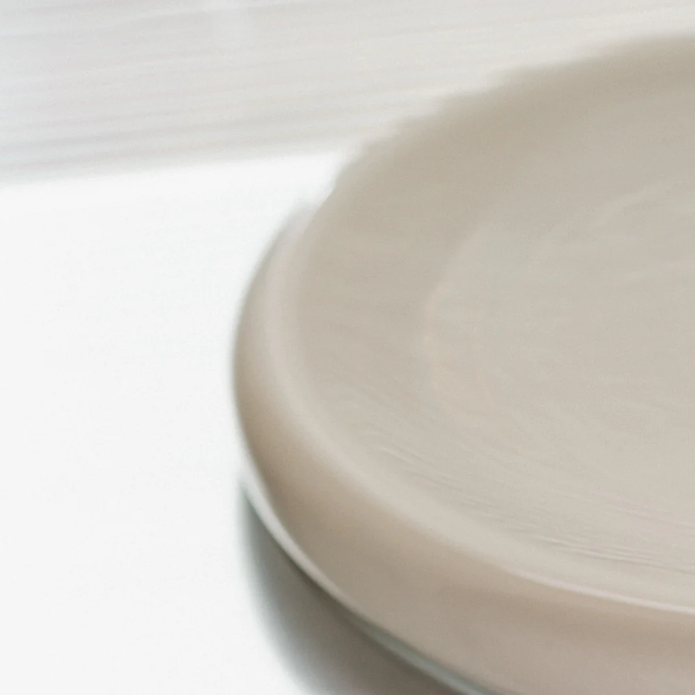 Matias Moellenbach Big O Plate sand