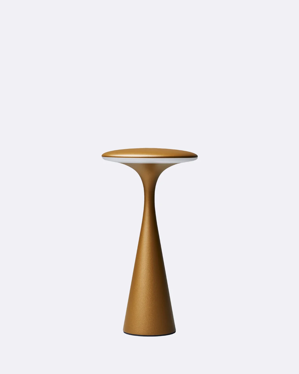 Ufo Tischleuchte bushed brass small
